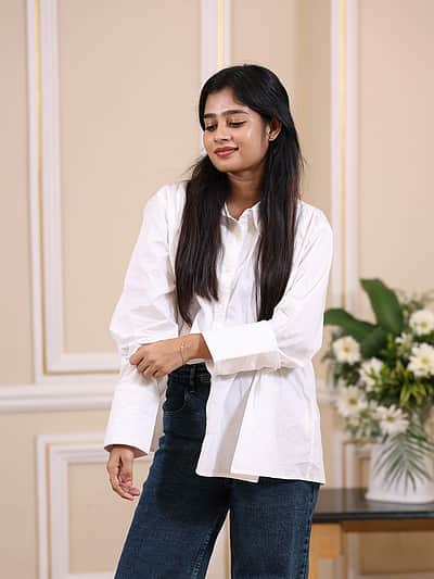 ஸ்டைலு ஸ்டைலுதான்... ஜனனி!