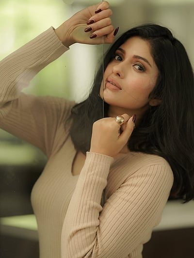 கண்ணாடிப் பூவே... அஸ்வதி! 