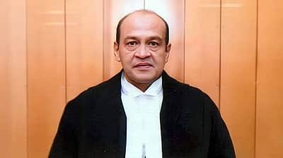 நீதிபதி யஷ்வந்த் வர்மா ராஜிநாமா!
