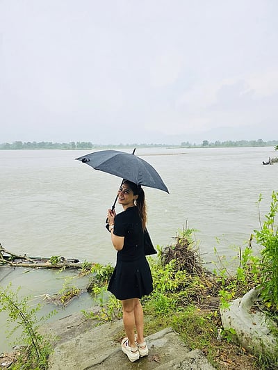 குடைக்குள் நான்.... சுனிதா கோகோய்!