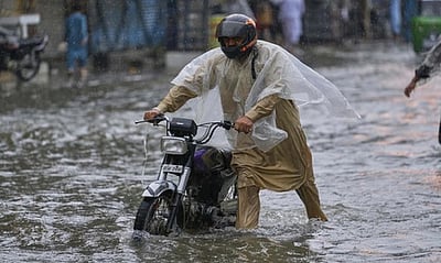 பாகிஸ்தான் கனமழை: உயிரிழப்பு 258-ஆக உயா்வு