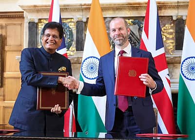 இனி இந்த பொருள்களின் விலை குறையும்! பிரிட்டனுடன் தடையற்ற வர்த்தக ஒப்பந்தம் கையொப்பம்!