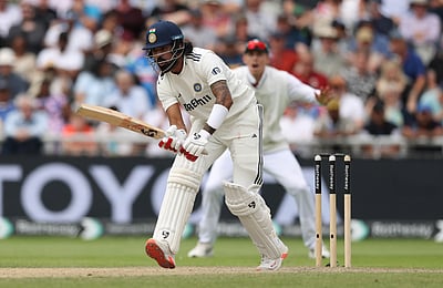 கே.எல்.ராகுல் - ஷுப்மன் கில் இணை நிதான ஆட்டம்: பரபரப்பான கட்டத்தில் 4-ஆவது டெஸ்ட்!