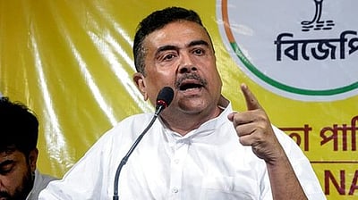 மேற்கு வங்க வாக்காளா் பட்டியலில் 1.25 கோடி சட்டவிராத குடியேறிகள்: பாஜக