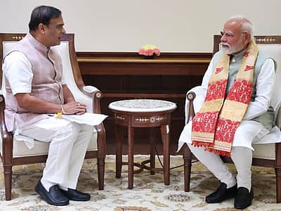 பிரதமர் மோடியுடன் அஸ்ஸாம் முதல்வர் சந்திப்பு!