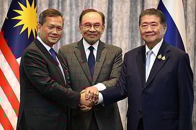 போர் நிறுத்தத்திற்கு ஒப்புக்கொண்ட தாய்லாந்து - கம்போடியா!