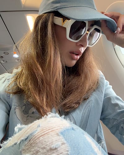 உயரப் பற... ராய் லட்சுமி!