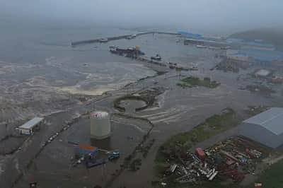 அமெரிக்கா, சீனாவில் சுனாமி எச்சரிக்கை: டிரம்ப்