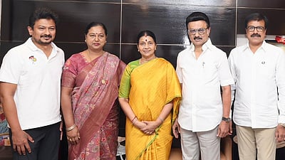 முதல்வர் ஸ்டாலினுடன் பிரேமலதா விஜயகாந்த் சந்திப்பு!