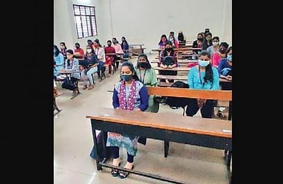 அரசுக் கலைக் கல்லூரிகளில் முதுநிலை பாடப்பிரிவுகளில் சேர கால அவகாசம்