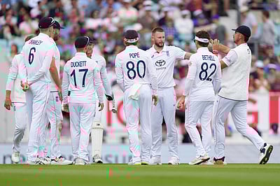 ஓவல் டெஸ்ட்: முதல் இன்னிங்ஸில் இந்தியா 224 ரன்களுக்கு ஆட்டமிழப்பு!