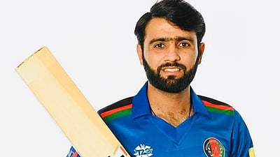 ஒரே ஓவரில் 45 ரன்கள்... 43 பந்தில் 153 ரன்கள் குவித்த ஆப்கன் வீரர்! 