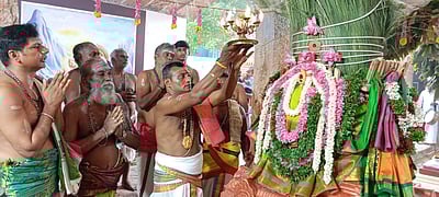 திருச்செந்தூர் வெயிலுகந்தம்மன் கோயில் ஆவணித் திருவிழா கொடியேற்றம்!