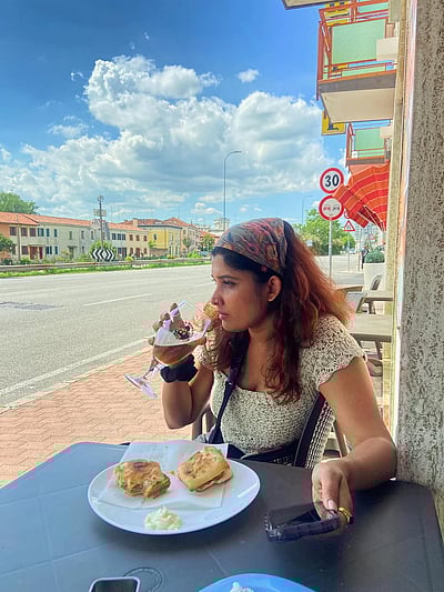 இன்டர்நேஷ்னல் பீர் டே... திவ்ய பிரபா!