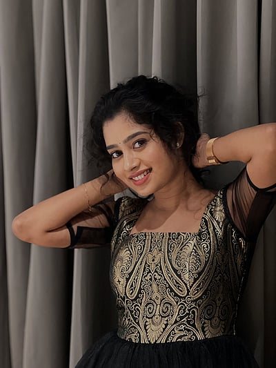 உசுரே நீதானே.... ஜனனி!