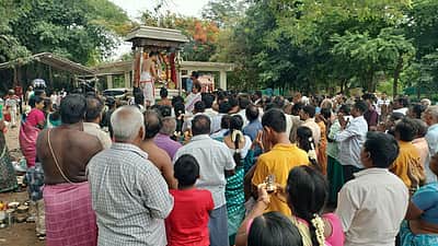 ஆடிப்பெருக்கு தீர்த்தவாரி: கொள்ளிடம் ஆற்றில் எழுந்தருளிய  நடராஜர்!