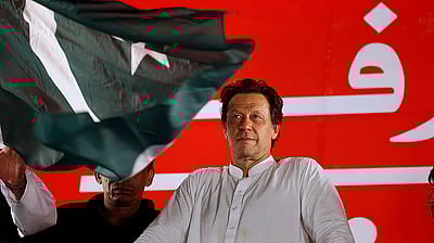 மே 9 கலவரம்! முன்னாள் பிரதமருக்கு பிணை வழங்கிய பாக். உச்சநீதிமன்றம்! 