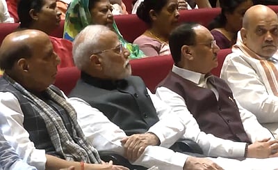 பாஜக கூட்டணி எம்.பி.க்கள் கூட்டம் தொடங்கியது! பிரதமர் உரை!