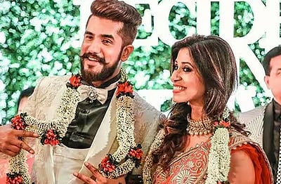 மகனாக நடித்தவரை திருமணம் செய்துகொண்ட சீரியல் நடிகை!