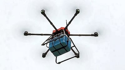 பாகிஸ்தான்: ட்ரோன் மூலம் காவல் நிலையத்தில் வெடிகுண்டு வீசிய தீவிரவாதிகள்!