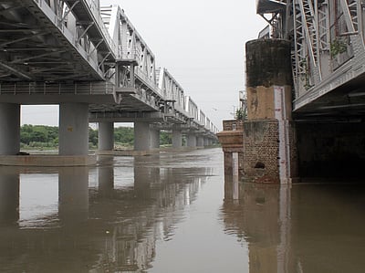 தில்லியில் அபாய கட்டத்தை நெருங்கும் யமுனை நதி நீா்மட்டம்