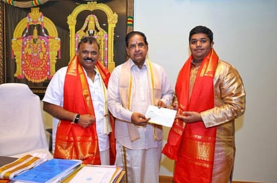 திருப்பதி அறக்கட்டளைக்குத் தொழிலதிபர் ரூ.1 கோடி நன்கொடை!