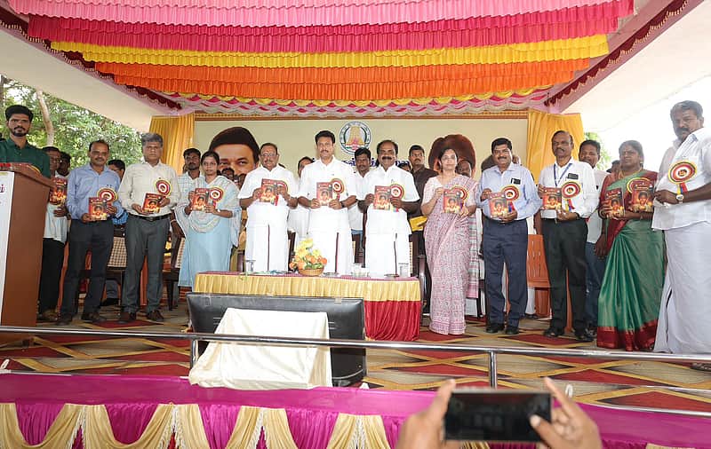 Minister Anbil Mahesh launched Agal vilakku scheme