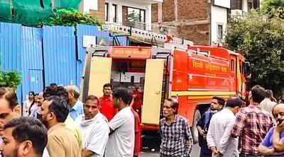 தில்லியில் மருத்துவமனையில் திடீர் தீ விபத்து: ஊழியர் பலி  