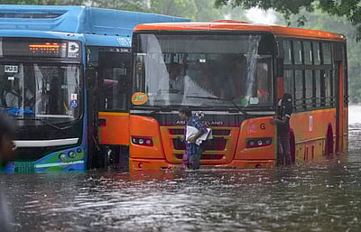 தில்லியில் கனமழை - புகைப்படங்கள்