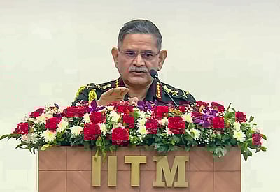 ‘ஆபரேஷன் சிந்தூா்’ வழக்கமான நடவடிக்கையல்ல: ராணுவ தலைமைத் தளபதி