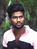 பாம்பன் பாலத்தில் விபத்து: இளைஞா் உயிரிழப்பு