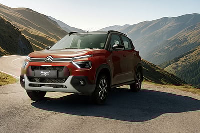 ரூ. 5 லட்சம் பட்ஜெட்டில் சொகுசான 5-சீட்டர்: சிட்ரன் “சி3எக்ஸ்” அறிமுகம்! 