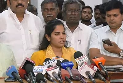 மாநகராட்சி வளாகம் போராட்டம் நடத்துவதற்கான இடம் இல்லை: மேயர் பிரியா