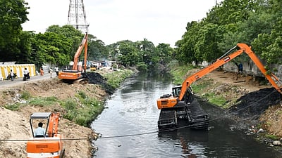 மத்திய பக்கிங்ஹாம் கால்வாயில் புனரமைக்கும் பணி! வெள்ளநீர் இனி விரைந்து செல்லும்!