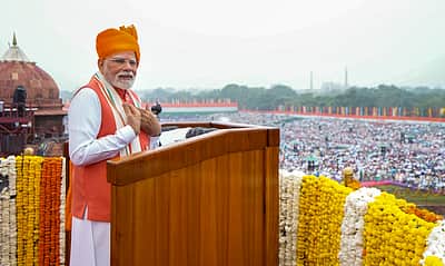 தீபாவளிக்கு பெரிய பரிசு காத்திருக்கிறது! பிரதமர் மோடி