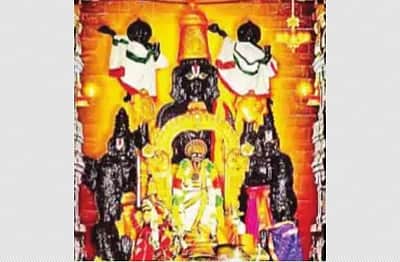 இரு வாசல்களில் பெருமாள் தரிசனம்...
