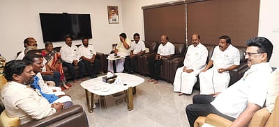 தூய்மைப் பணியாளர்களுக்கு புதிய அறிவிப்புகள்: தூய்மைப் பணியாளர்கள் சங்கத்தினர் முதல்வருக்கு நன்றி