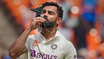 கோலியின் 17 ஆண்டுகள்! சென்னை அணி வாழ்த்து!