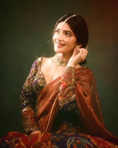 புத்தொளி... ஸ்ரீலீலா!