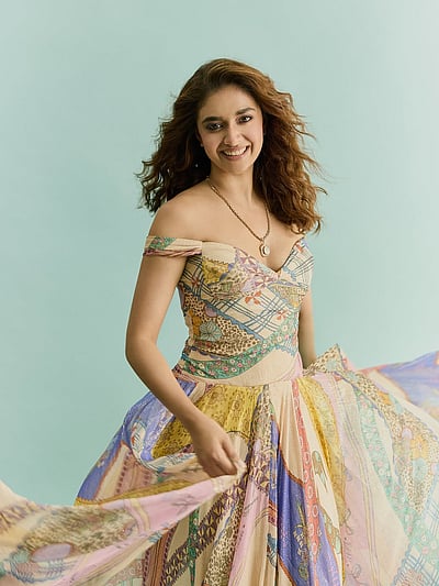 மாயக்காரி... கீர்த்தி சுரேஷ்!