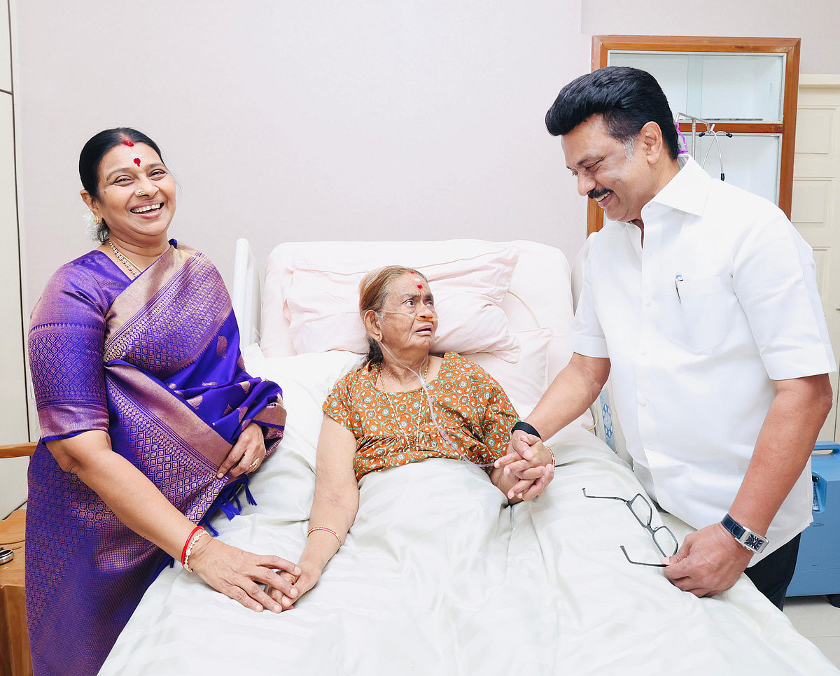 50 ஆம் ஆண்டு திருமண நாள்! மனைவி துர்காவுக்கு முதல்வர் ஸ்டாலின் வாழ்த்து!