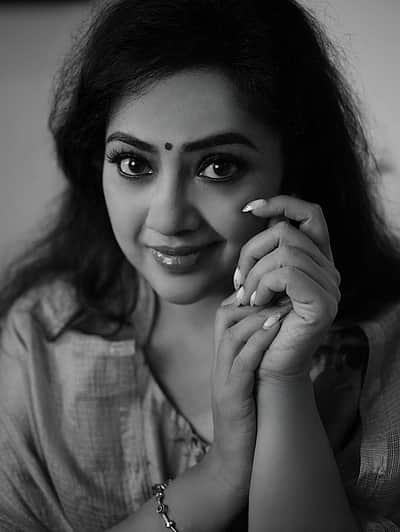 கண்ணழகு... மீனா!
