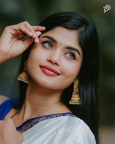 கண்கள் கவரும்... ஷெஹனாஸ்!