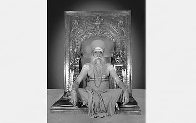 திருப்பனந்தாள் மடத்தின் அதிபர் ஸ்ரீலஸ்ரீ முத்துக்குமார சுவாமி தம்பிரான் சுவாமிகள் முக்தியடைந்தார்