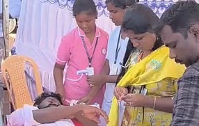 10-க்கும் மேற்பட்டோர் மயக்கம்! முன்கூட்டியே தொடங்கும் தவெக மாநாடு!