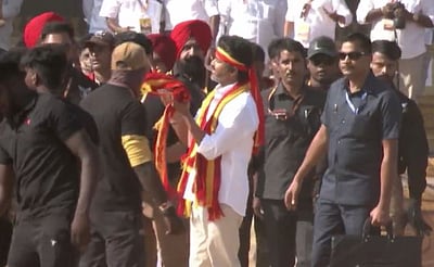 பெரியாரின் பேரன்... தவெக மாநாட்டில் விஜய்யின் குரலில் ஒலிக்கும் கொள்கைப் பாடல்! 