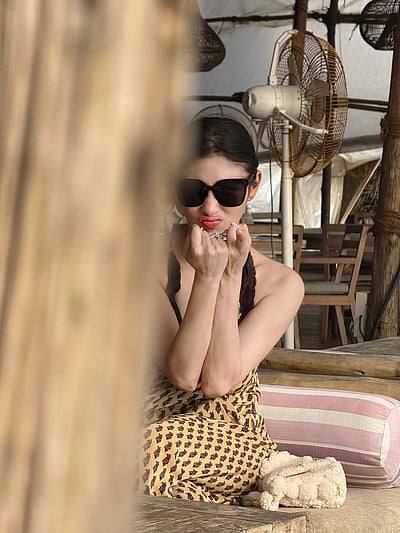 ‘மௌ'..னி...கா.... மௌனி ராய்!