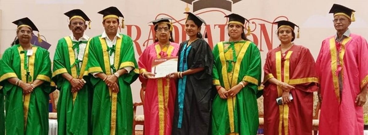 ‘செவிலியா்கள் அனைவரும் கடவுள் கொடுத்த தேவதைகள்’