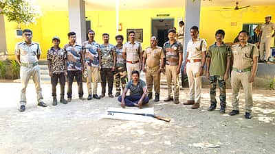 ஶ்ரீவில்லிபுத்தூர் - மேகமலை புலிகள் காப்பகம் அருகே மான் வேட்டையாட முயன்ற காவலர் கைது  
