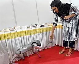 அறிவால் இணைவோம் !